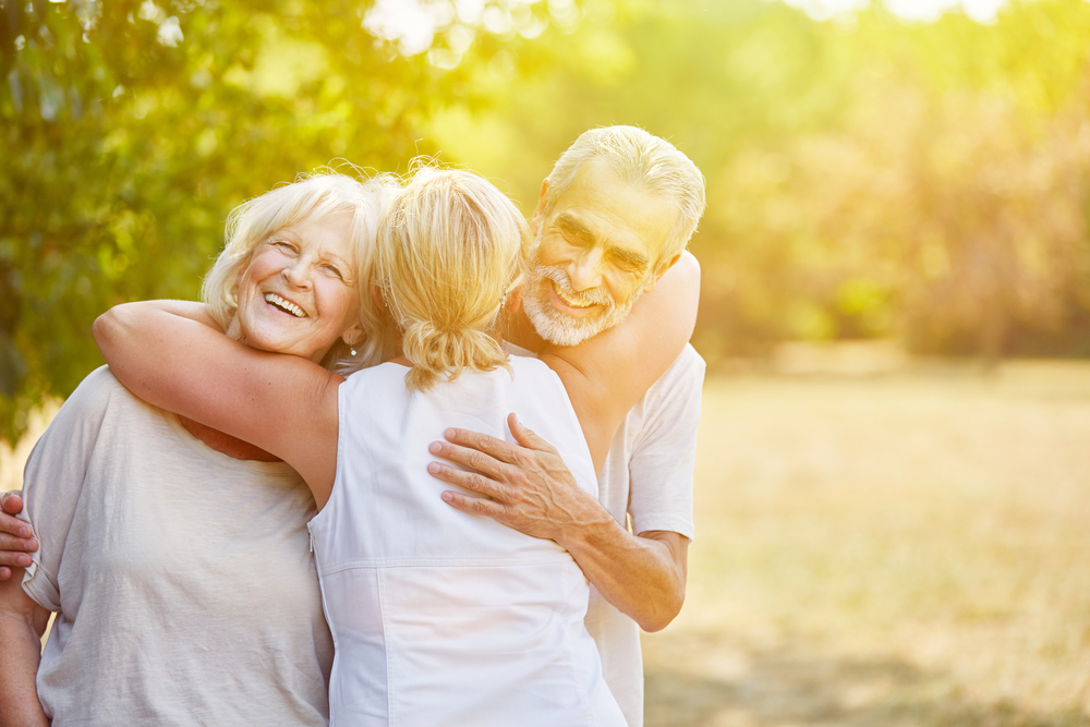 Samiling,Senior,Citizens,Greet,Each,Other,With,Joy,In,Summer